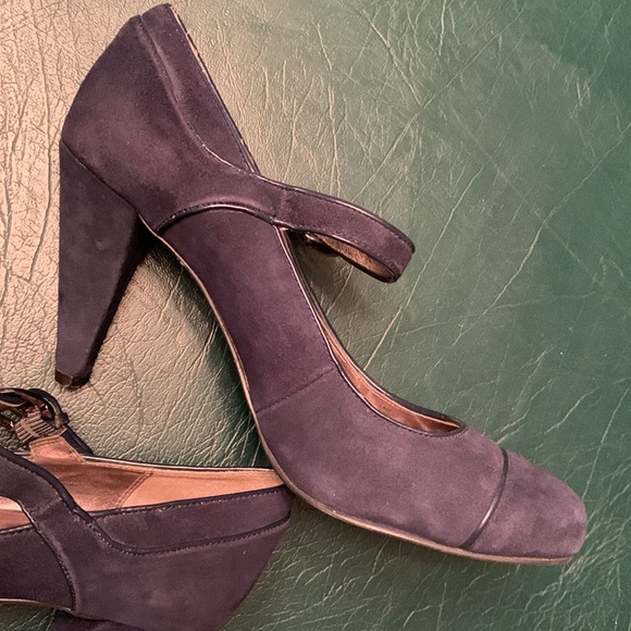 Navy Alfani Heels with strap, rounded toe - Picture 4 of 5